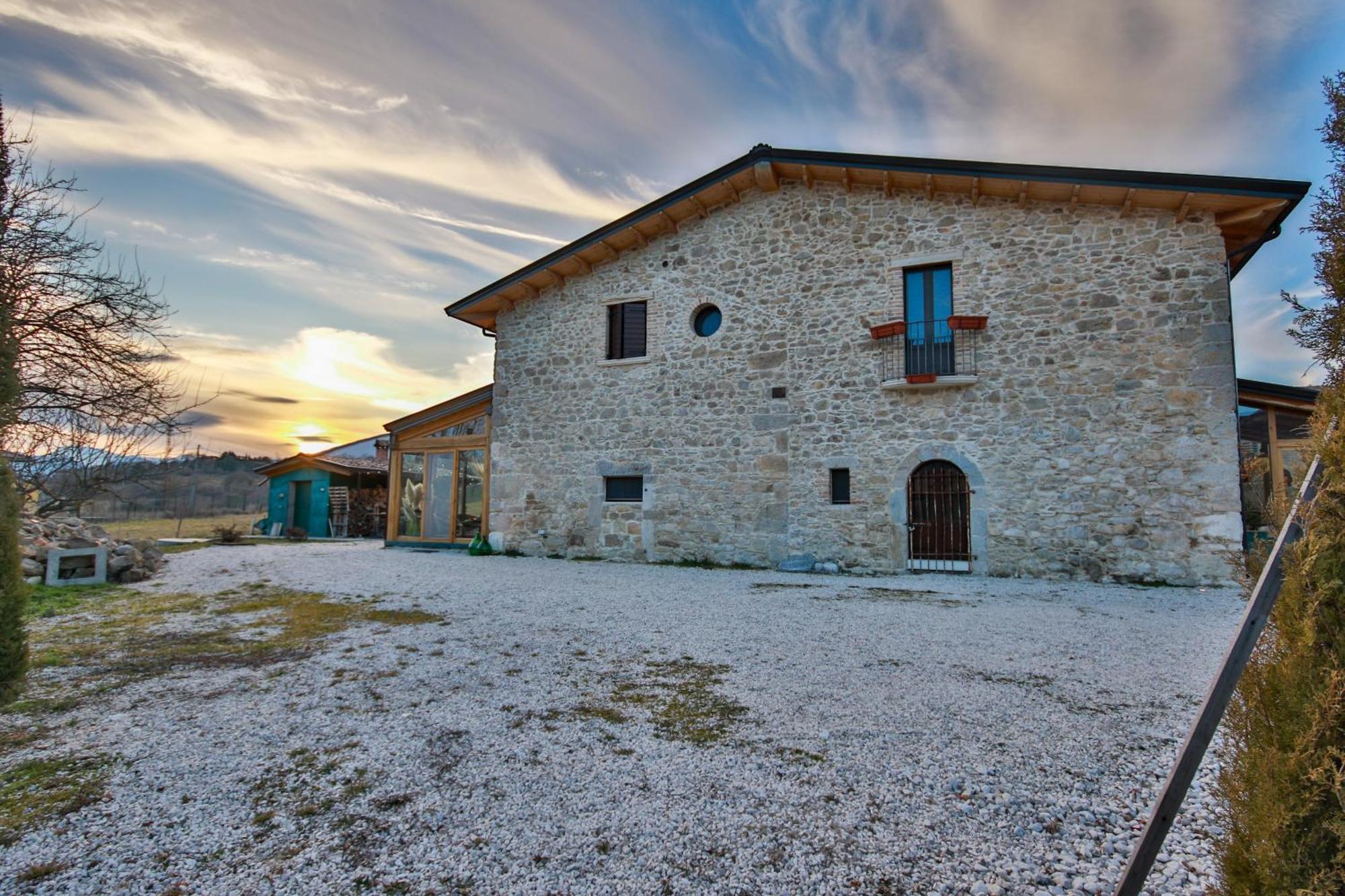 Masseria D'Achille Castel Di Sangro Extérieur photo